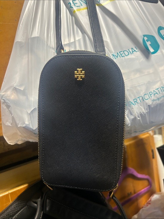Tory Burch Handbags - Tory Burch Black Saffiano Leather Crossbody Phone Pouch with Gold Logo